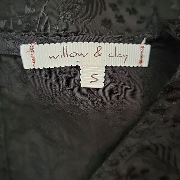 Willow and Clay jaquered print blouse Size S - Picture 8 of 11